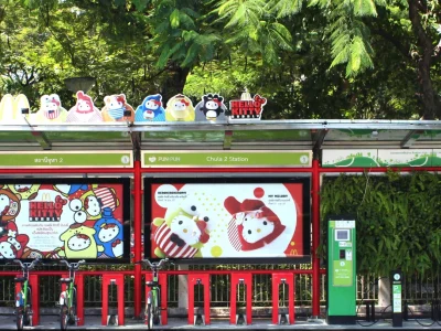 Bus shelter classic